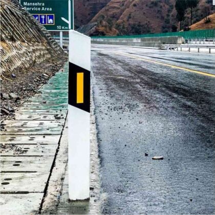 ETEP Roadside Guide Post